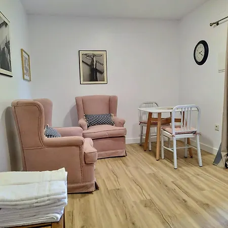 Apartahotel Cruceiro Arans La Caniza